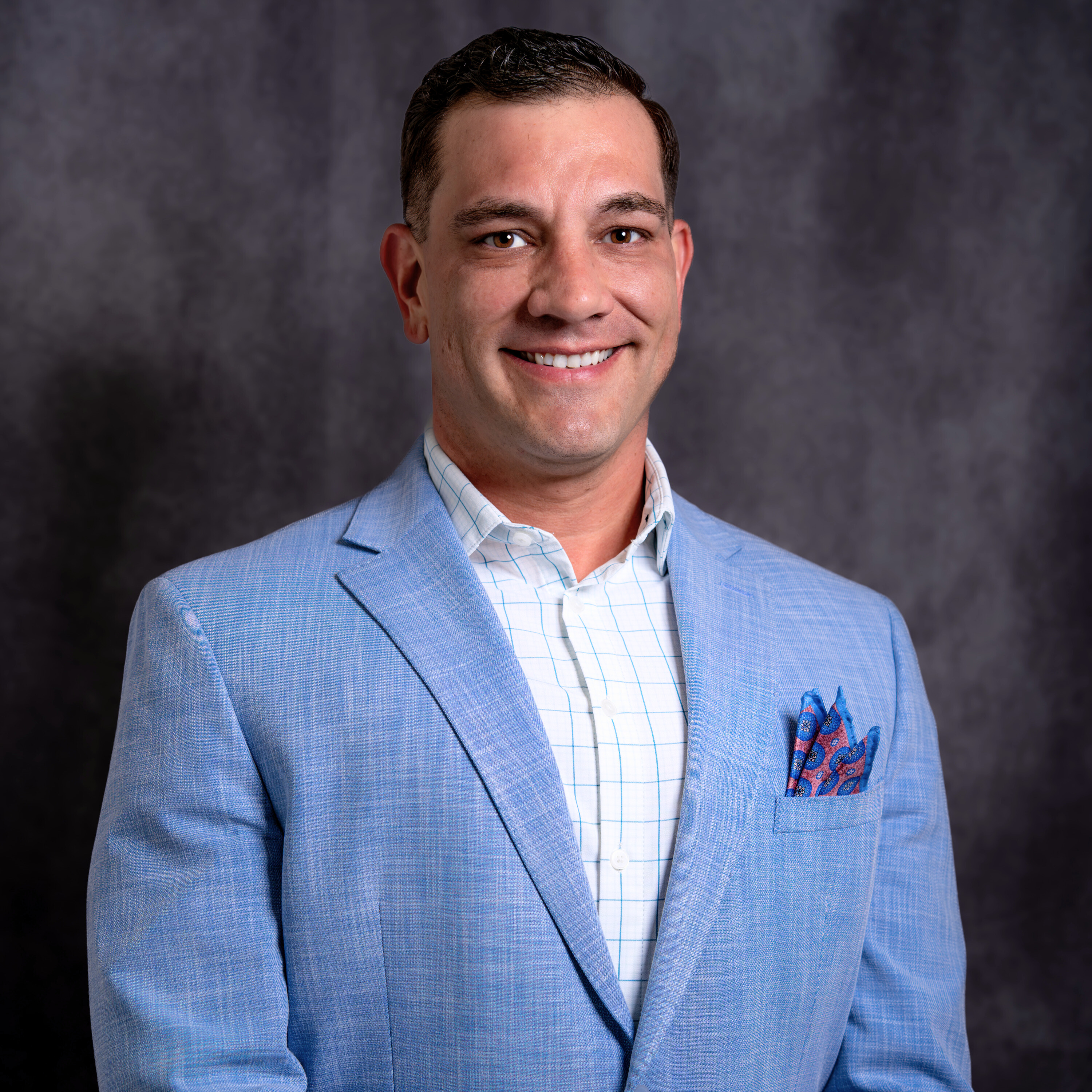 Steven Martinez headshot